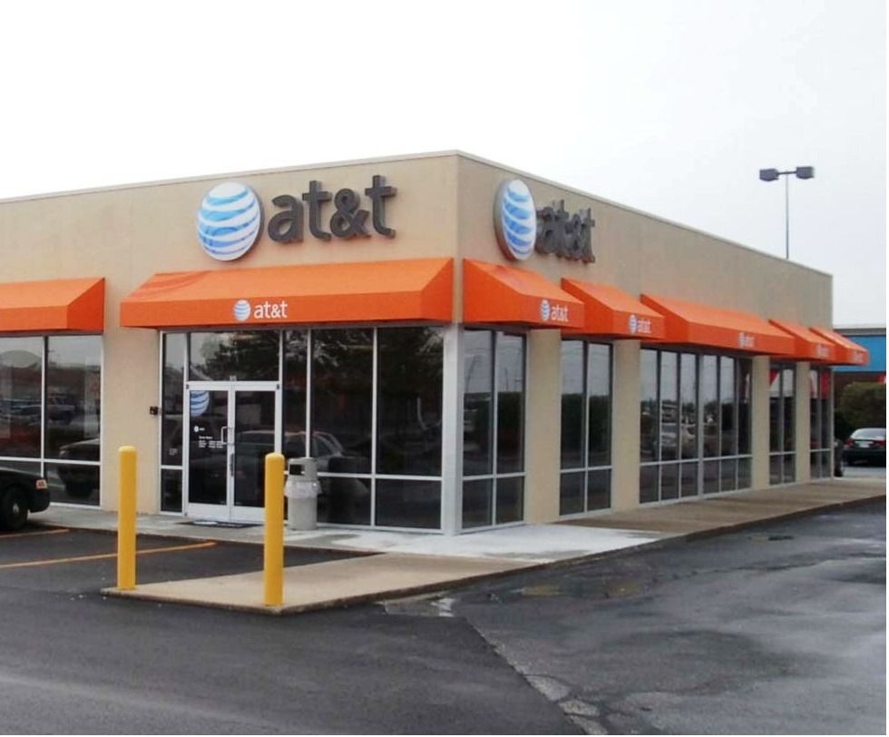 Owensboro Towne Center: 5115 Frederica St, Owensboro, KY 42301